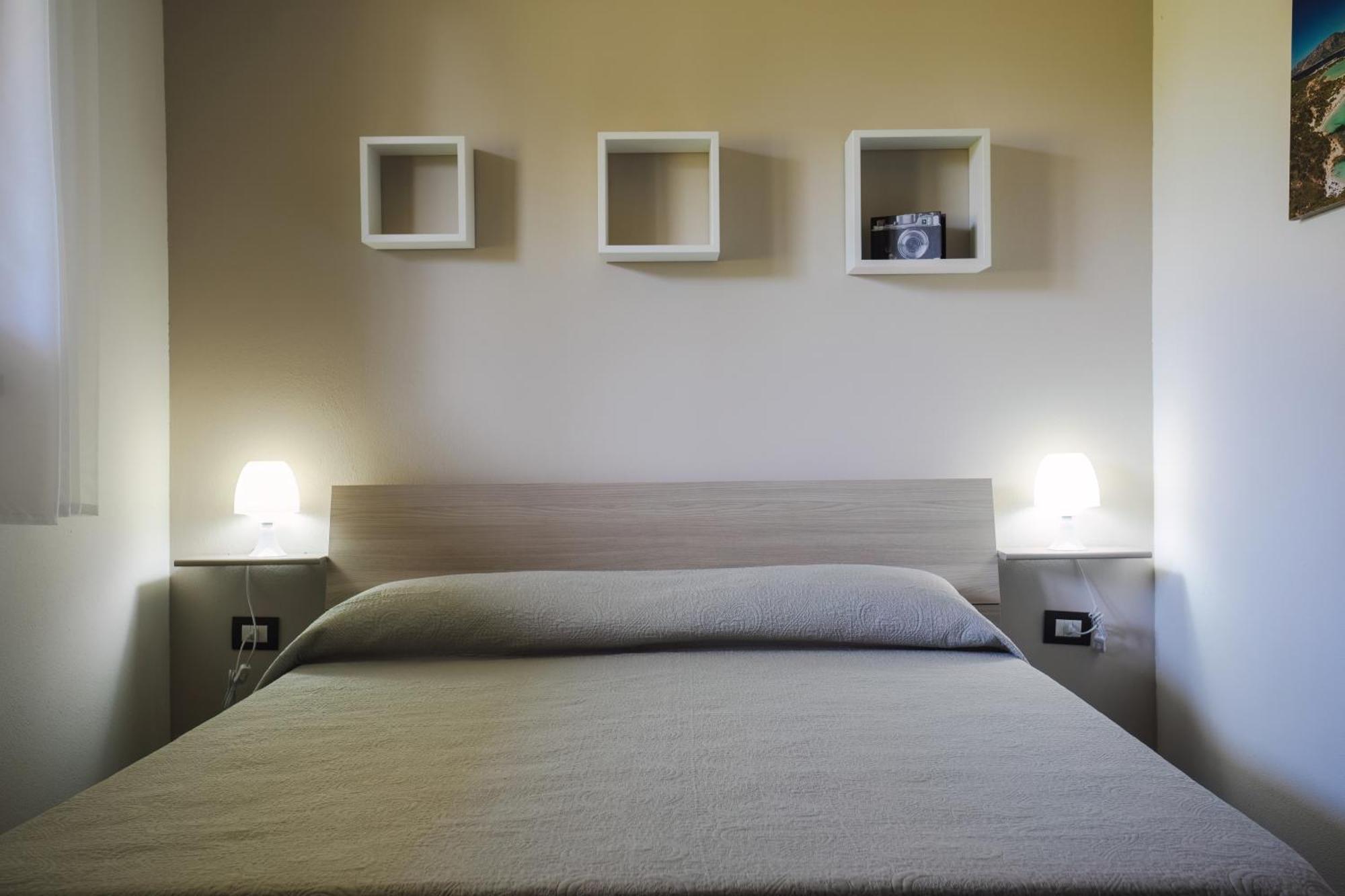 Mi Casa Es Tu Casa 104 Bed and Breakfast Portoscuso Buitenkant foto